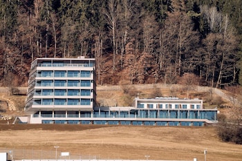 TAUROA Schönberghof Spielberg