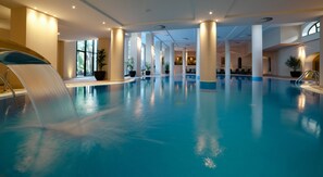 2 Innenpools, 2 Außenpools
