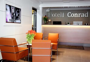 Lobby sitting area - Hotell Conrad (Karlskrona)