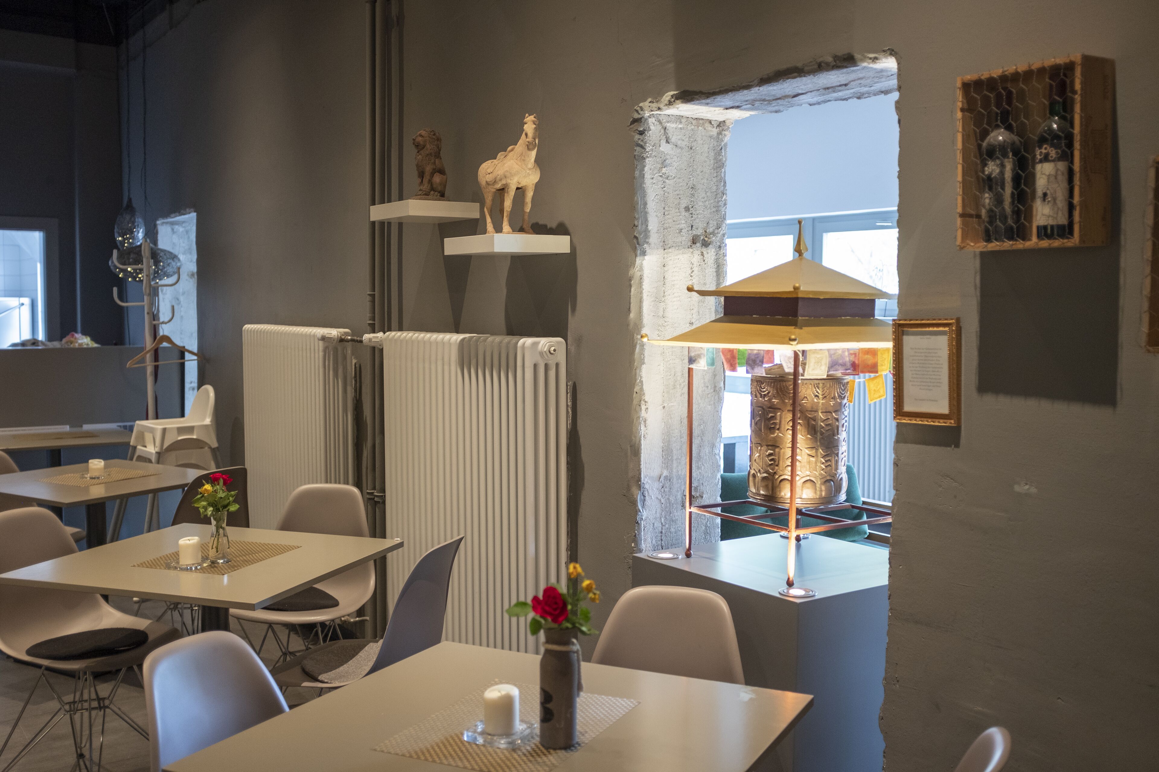 daily buffet breakfast (eur 17 per person)