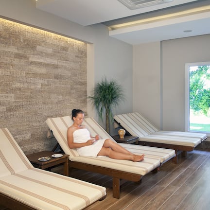 Couples treatment rooms, sauna, steam room, Turkish bath