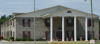 Patriot Inn - Register