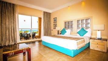 Egyptian cotton sheets, premium bedding, minibar, in-room safe