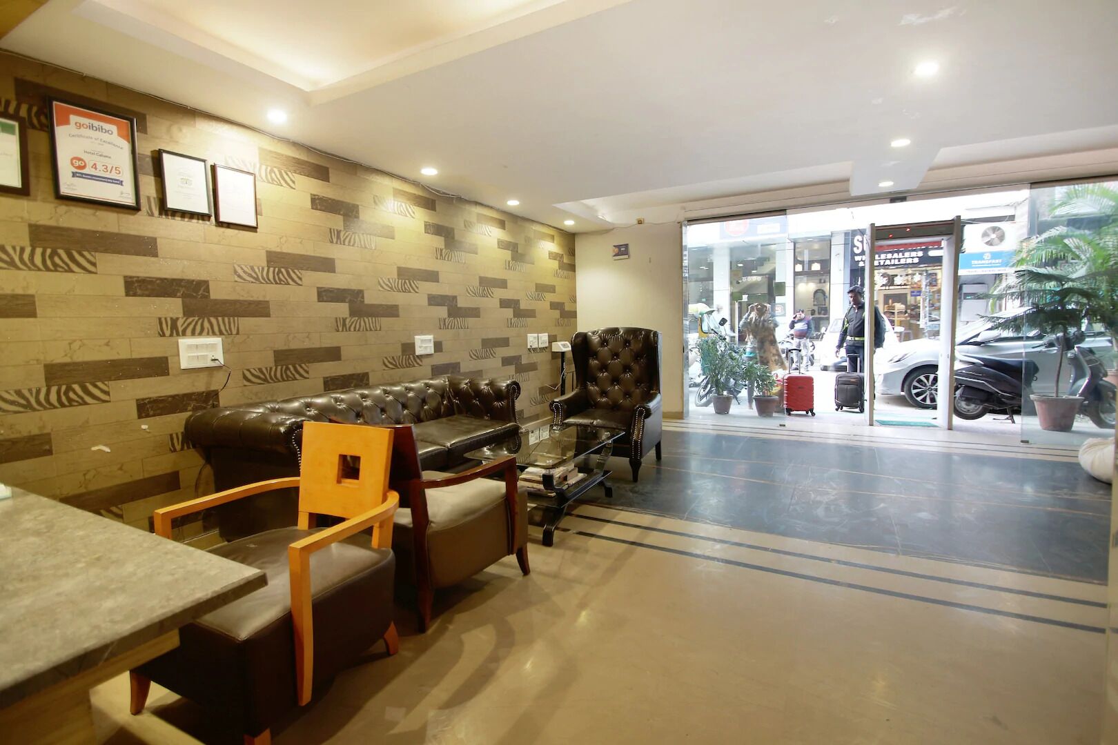 Photo - Hotel Cabana 5 Mins Walking Distance From NDLS Station