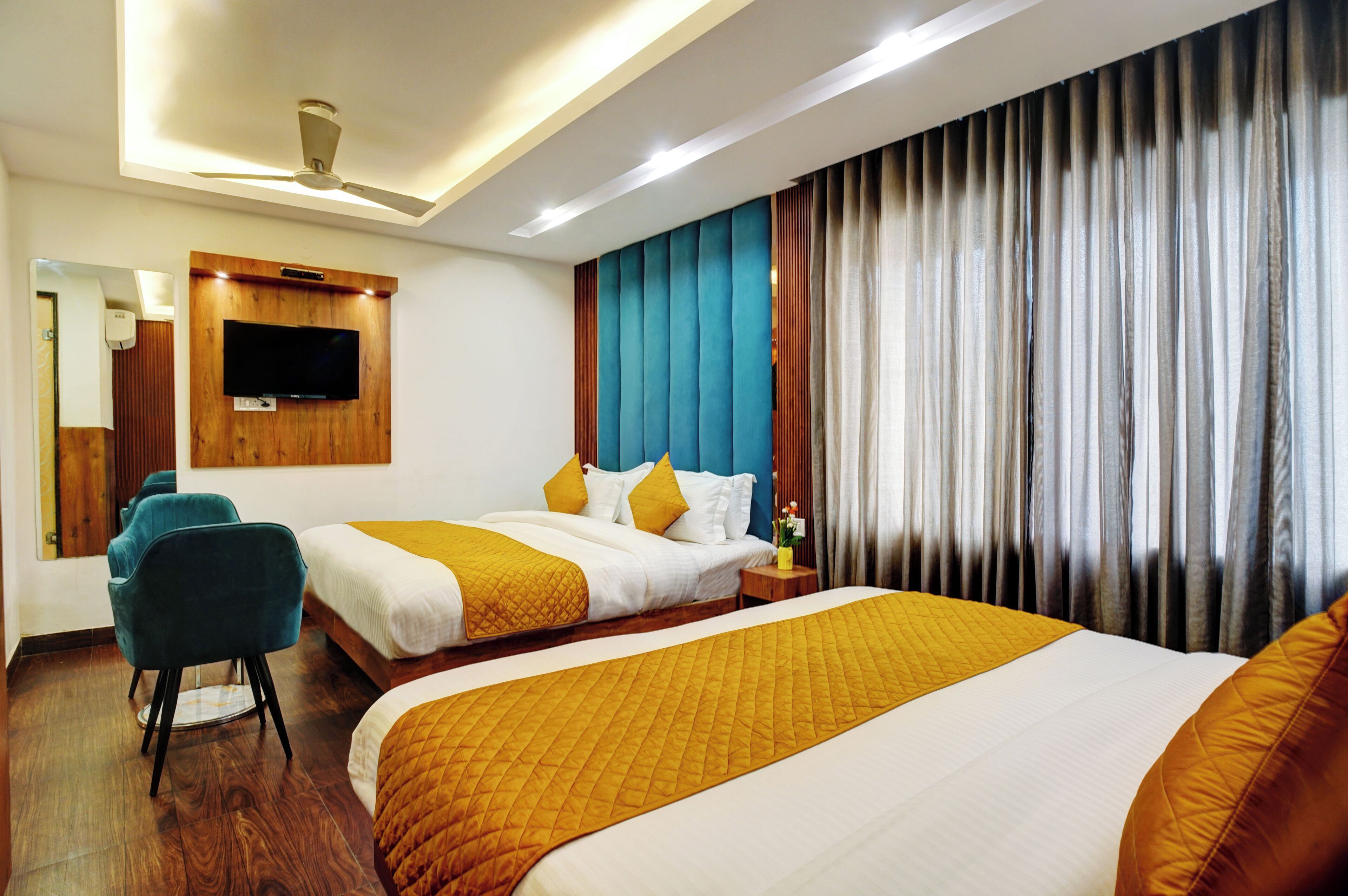 Photo - Hotel Cabana 5 Mins Walking Distance From NDLS Station