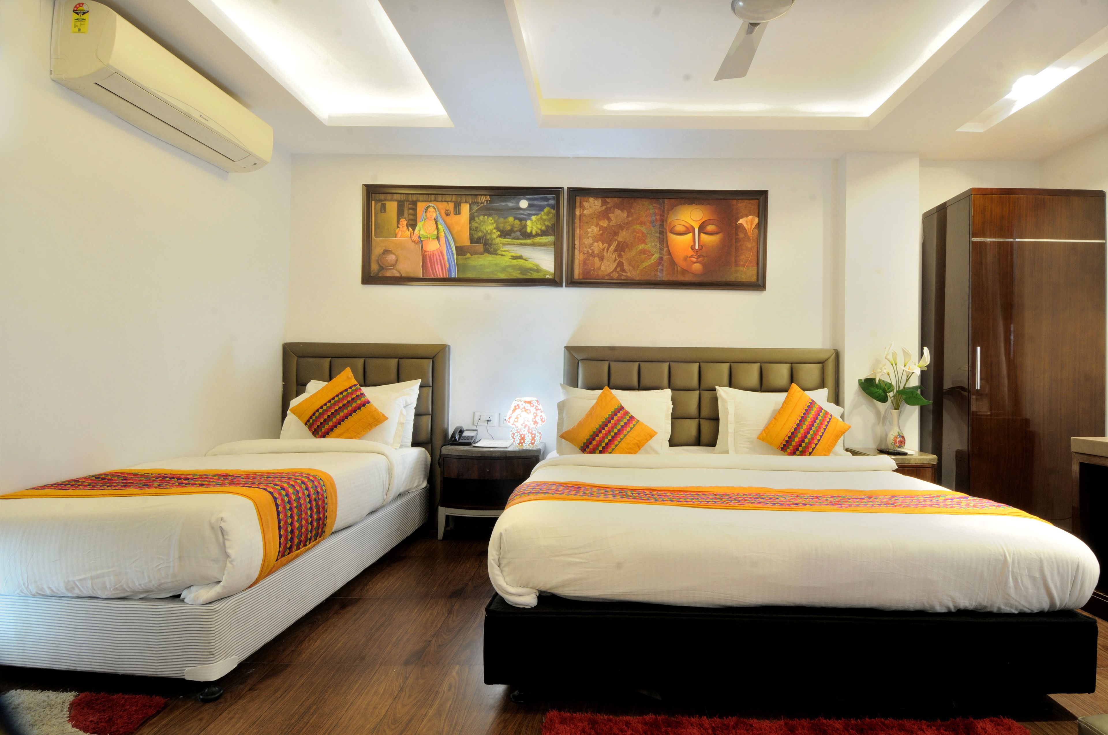 Photo - Hotel Cabana 5 Mins Walking Distance From NDLS Station
