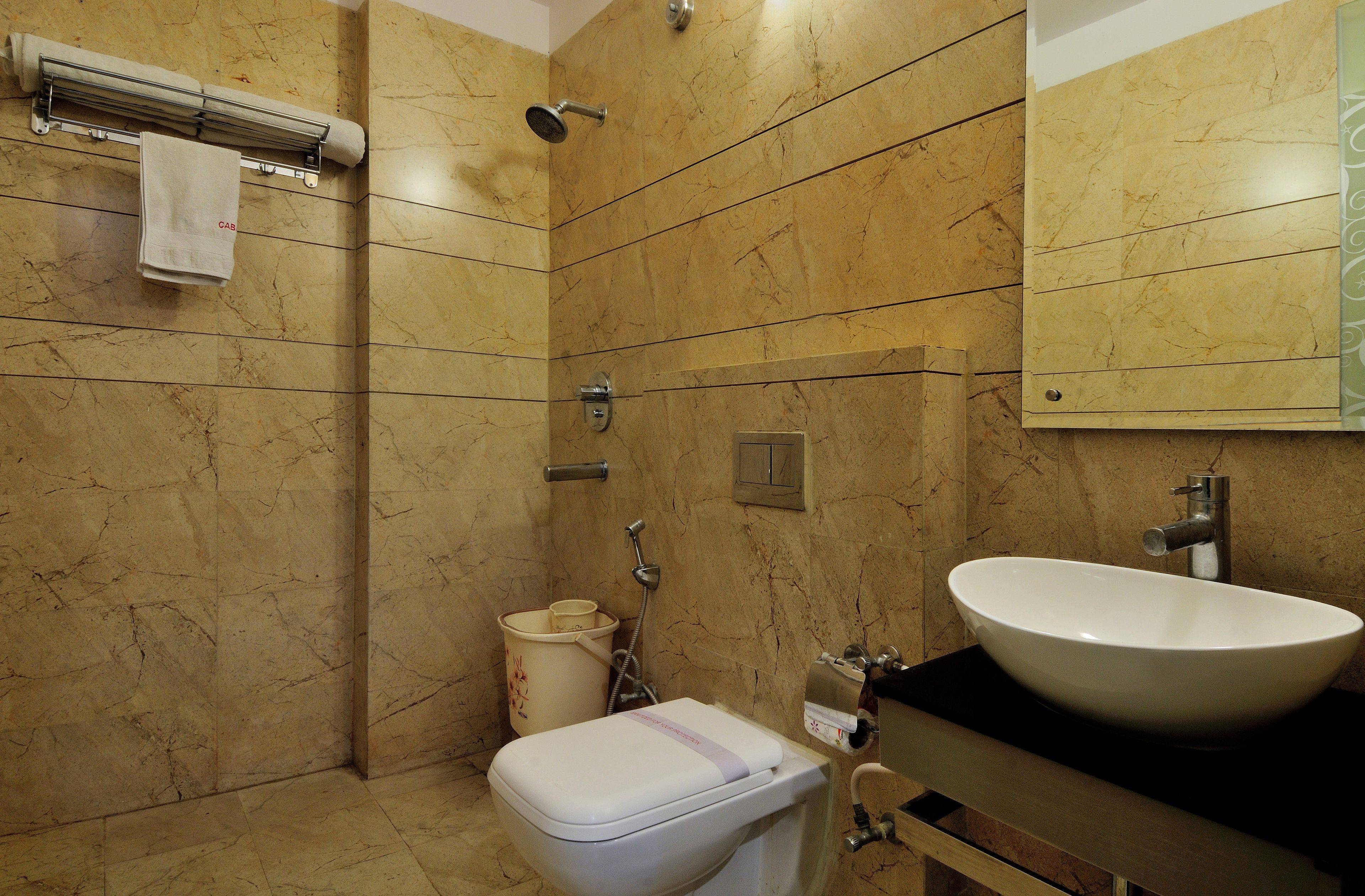 Photo - Hotel Cabana 5 Mins Walking Distance From NDLS Station