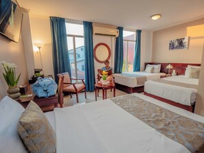 Coffres-forts dans les chambres, bureau