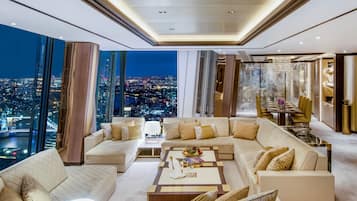 Suite (Shangri-La) | City view