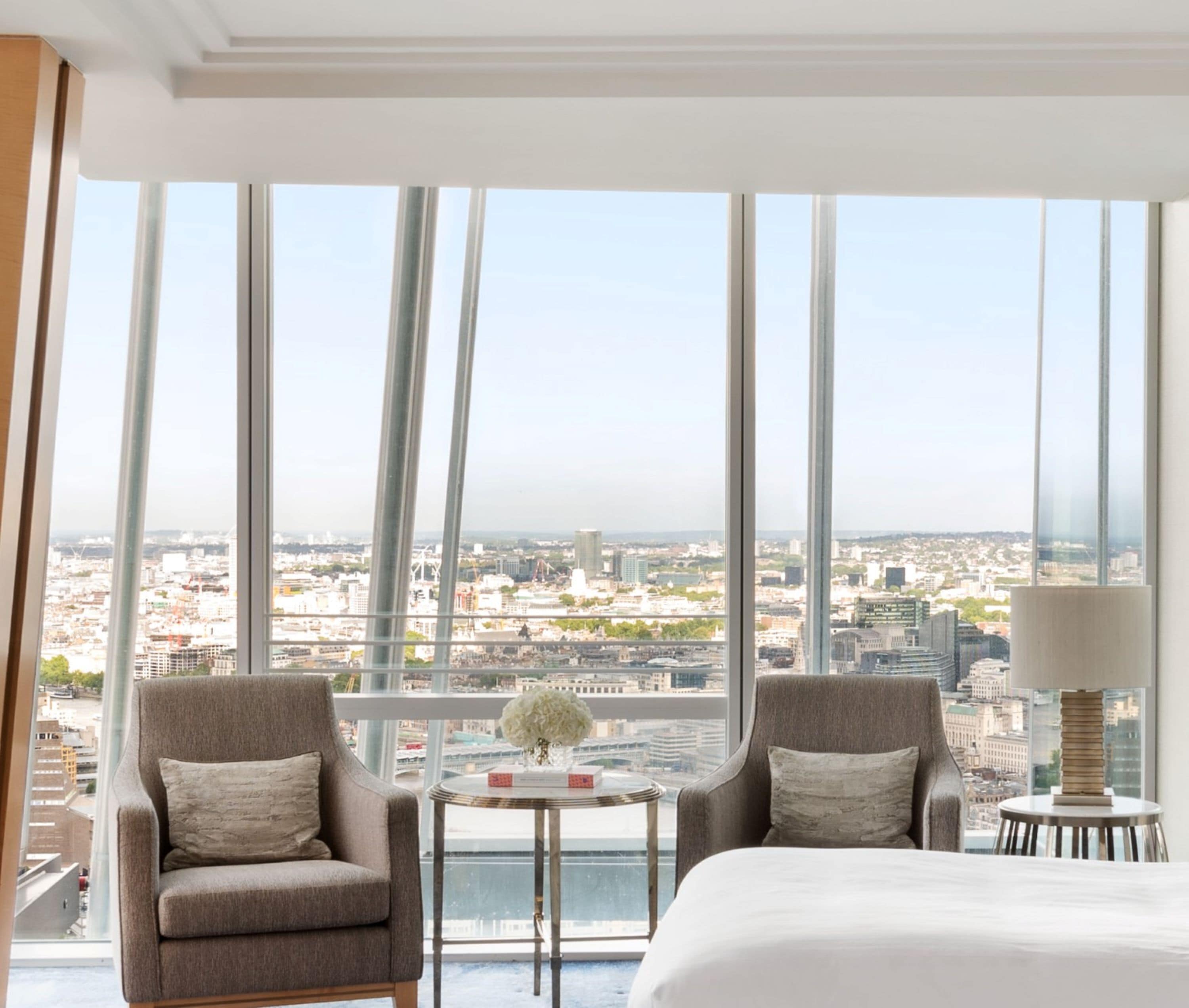 1 bedroom, frette italian sheets, premium bedding, down duvets