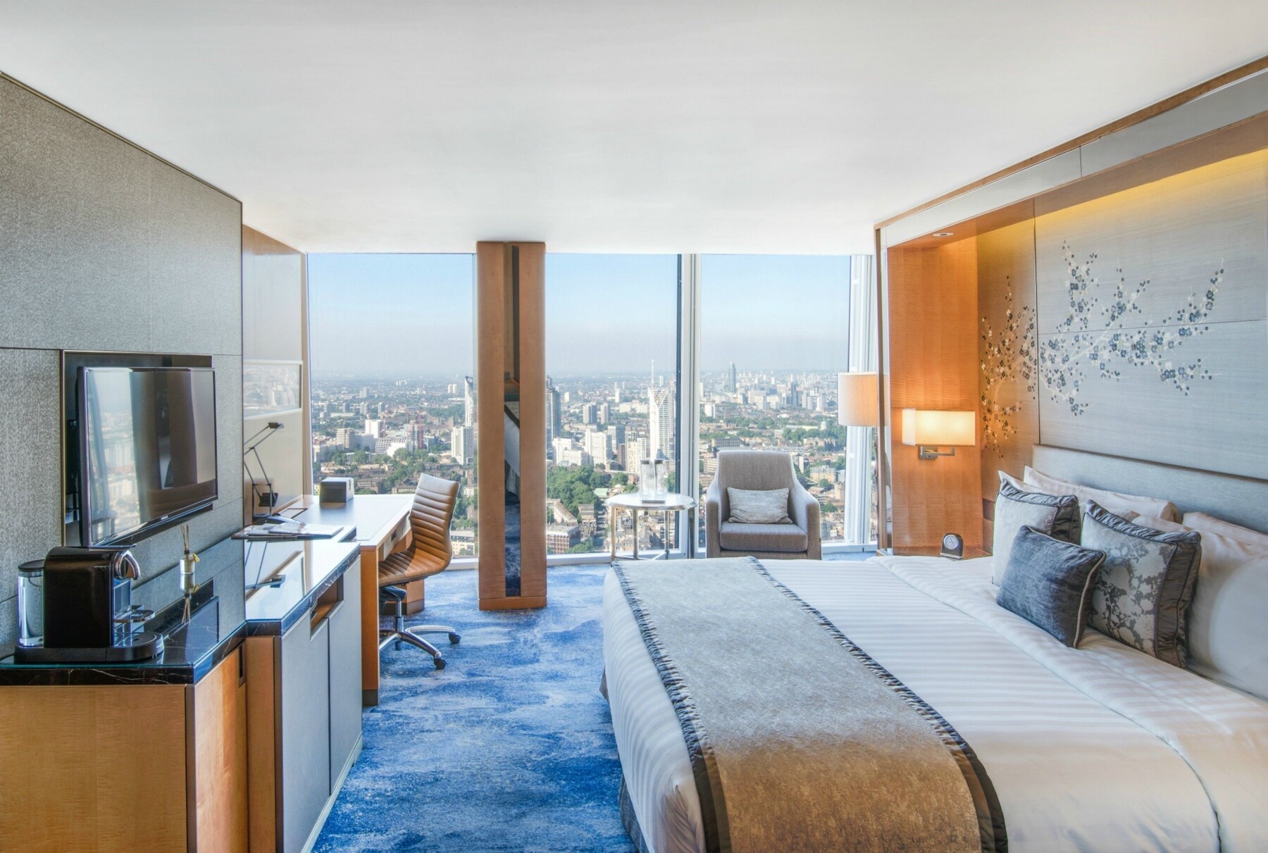  Superior Room, 2 Twin Beds (Shard) | Frette Italian sheets, premium bedding, down duvets, pillow-top beds