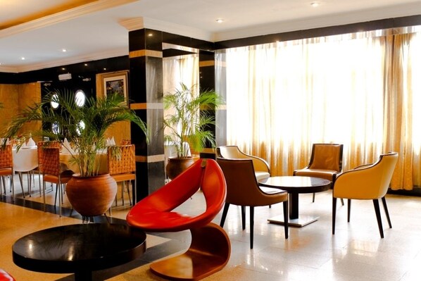 Khu tiếp khách ở sảnh