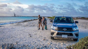 Playa en los alrededores, toallas de playa, buceo y snorkel