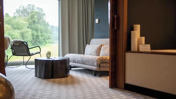 Suite | Wohnbereich | Flachbildfernseher