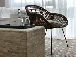 Minibar, in-room safe, desk, free WiFi