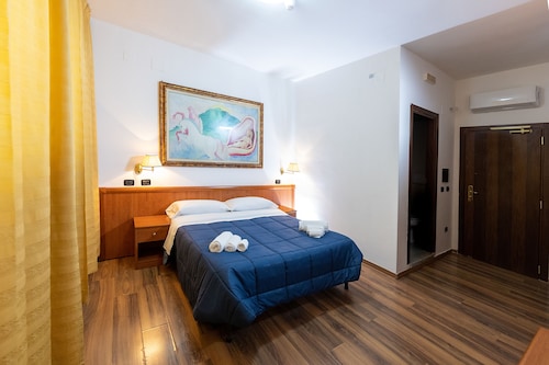 Pompeii Ruins Hotel
