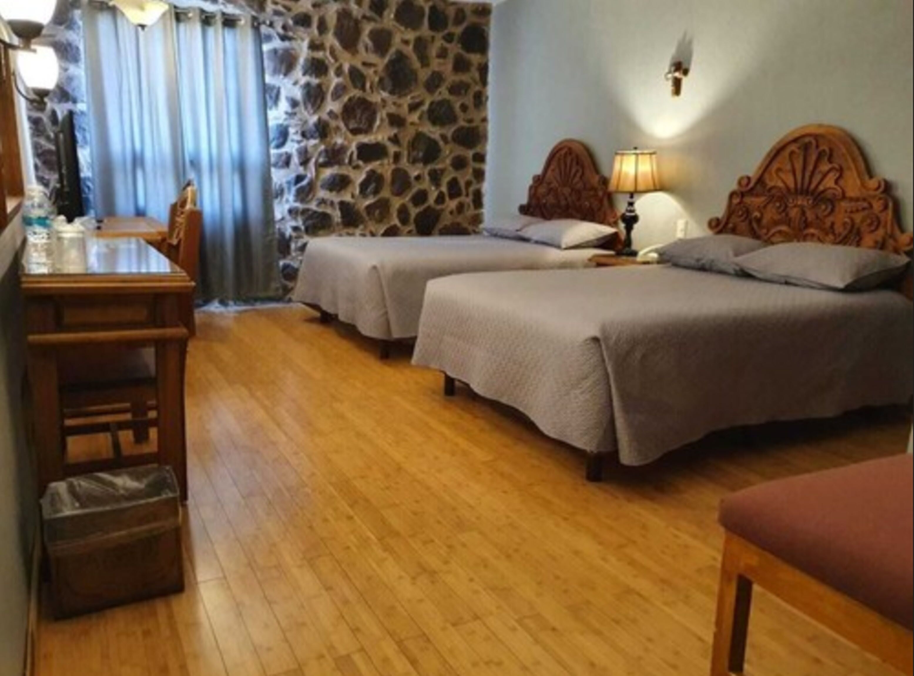 standard room | in-room safe, free wifi, bed sheets