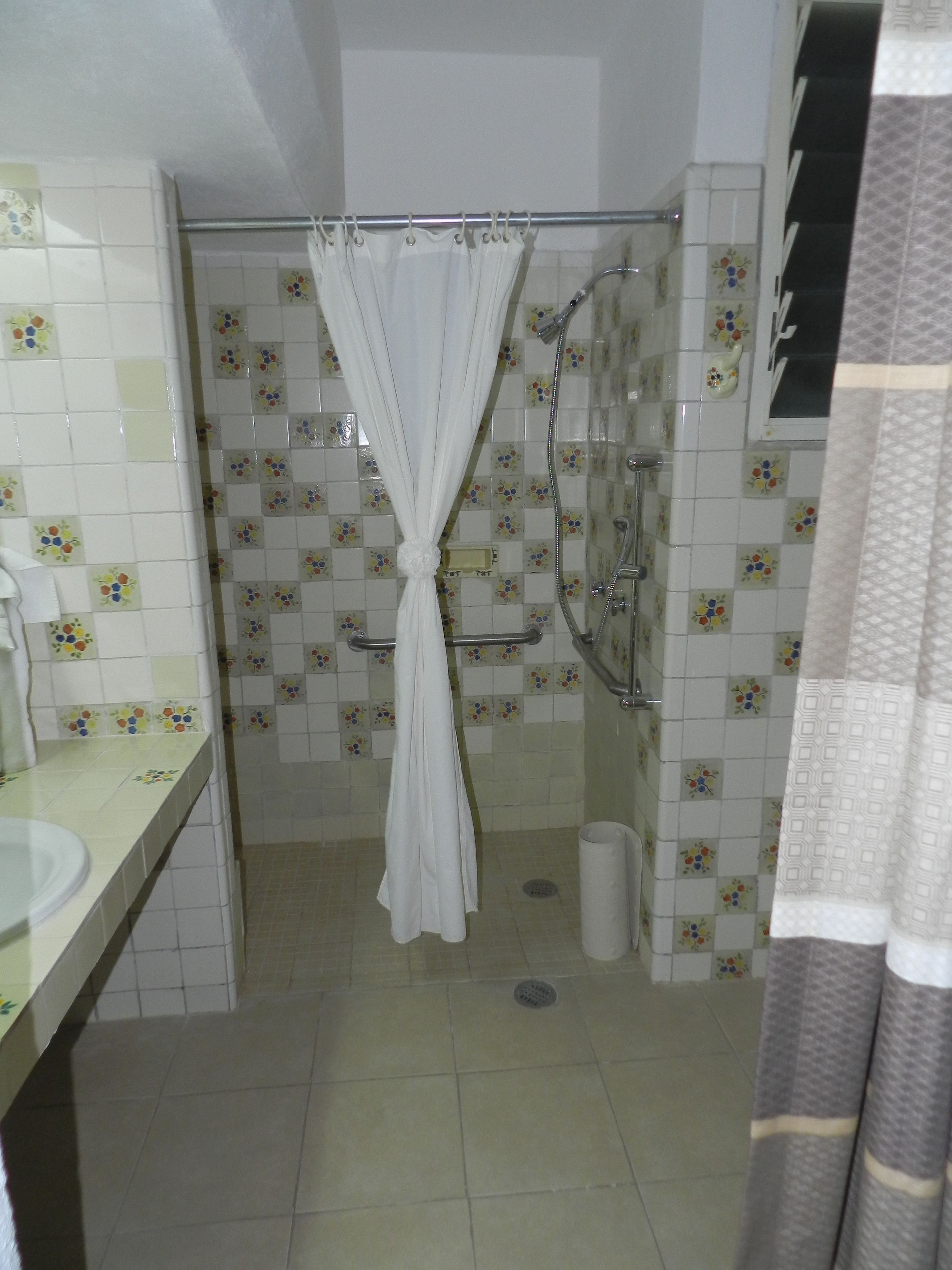 standard room | bathroom | hair dryer, towels