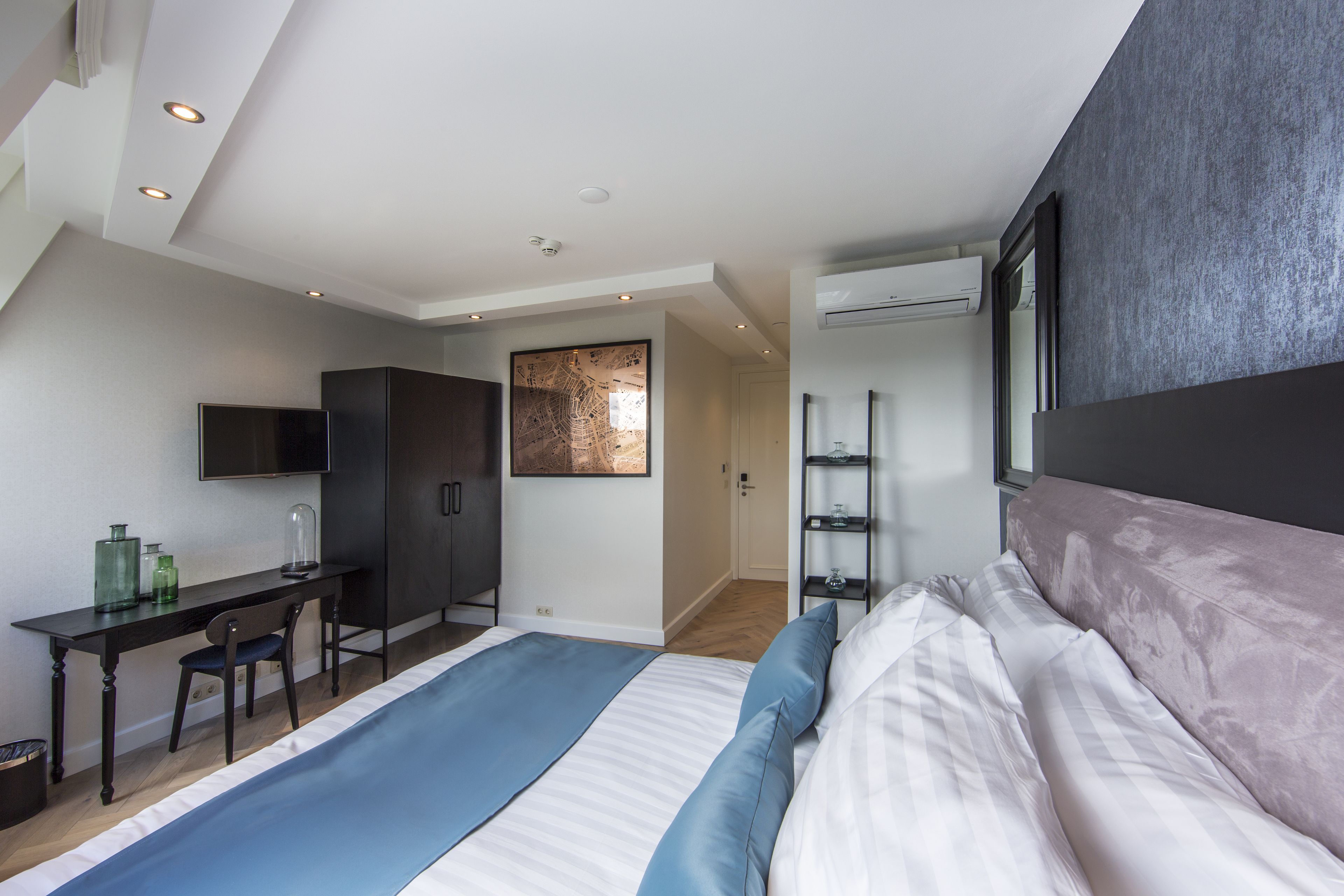 Foto - No. 377 House