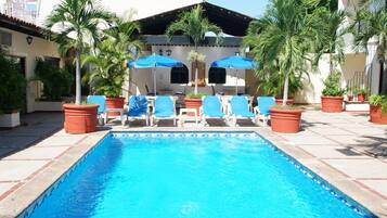 Alberca al aire libre