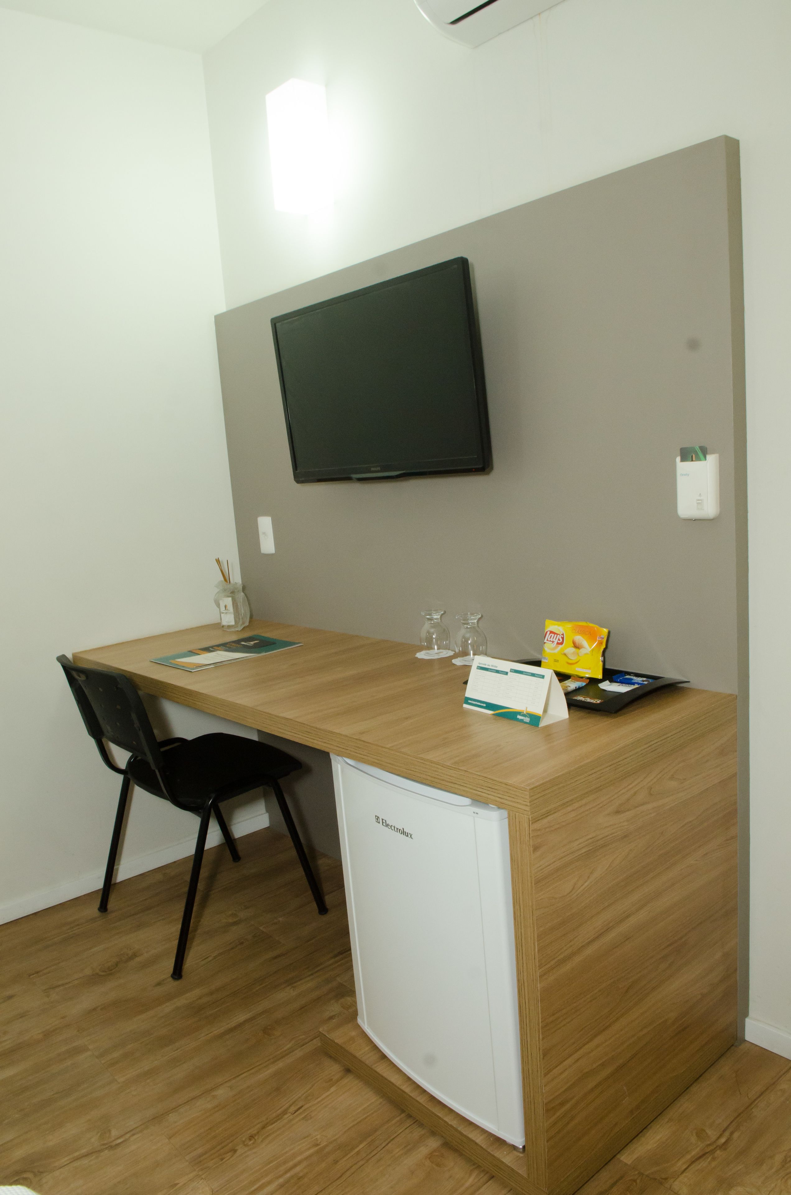 standard twin room | minibar