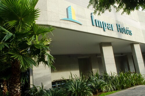 Ímpar Suítes Expominas