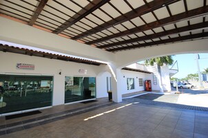 Entrada de la propiedad