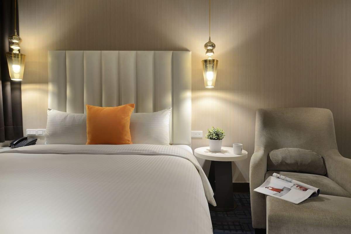 Deluxe Double Room, 1 Double Bed | Down comforters, pillowtop beds, in-room safe, desk