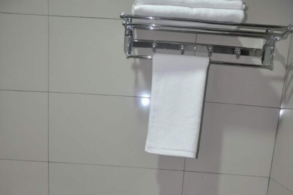 shower, free toiletries, hair dryer, dressing gowns