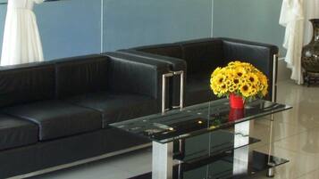Coin salon dans le hall