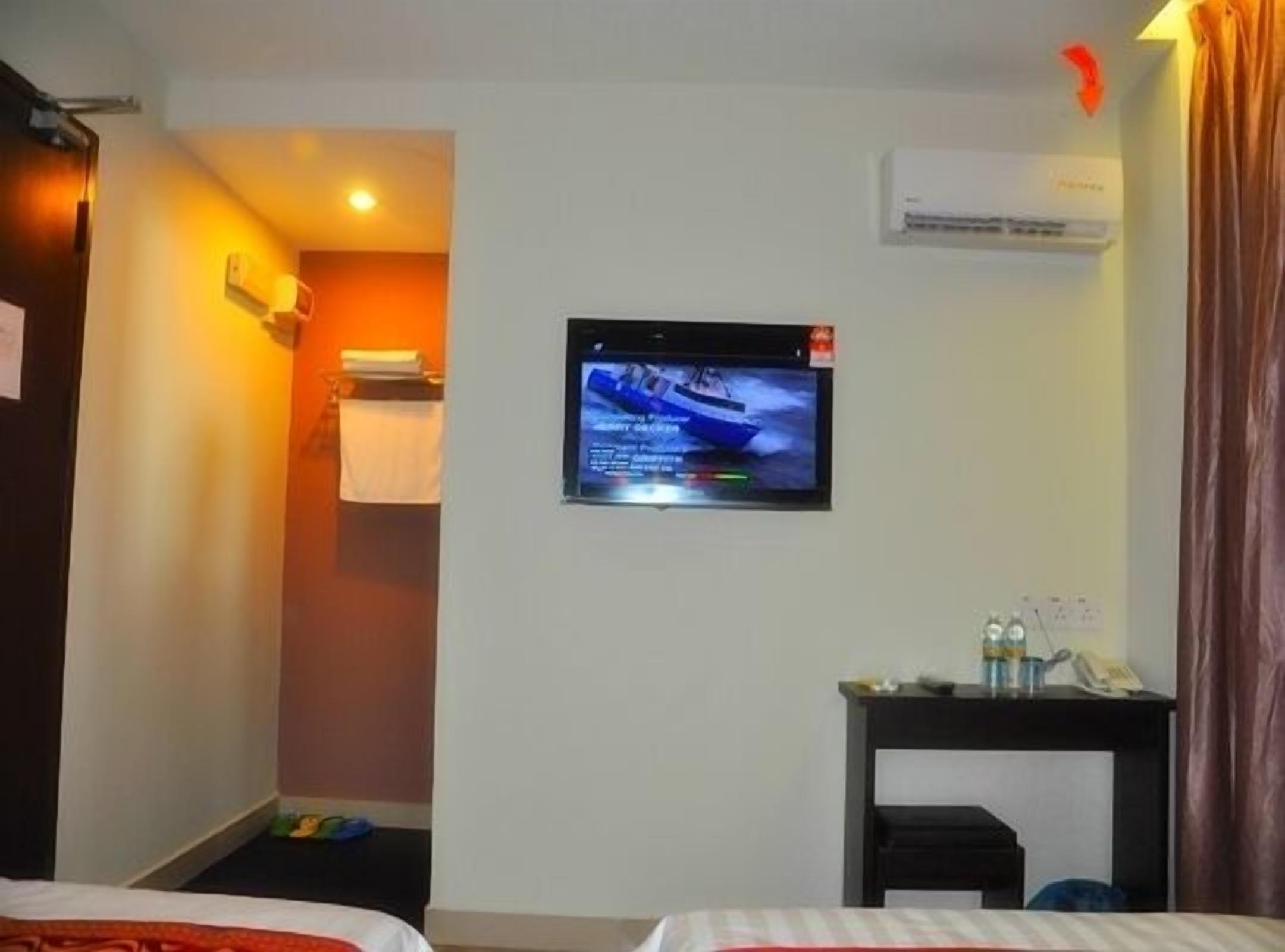 deluxe twin room | room amenity