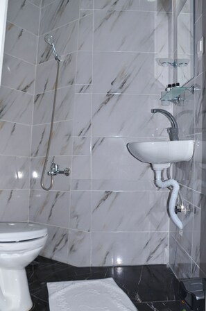 Standard Triple Room, 3 Bedrooms
