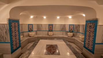 Turkish bath/hammam, body scrubs