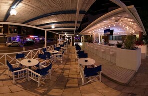 Bar (on property) - Club Munamar Beach Resort – All Inclusive (Marmaris)