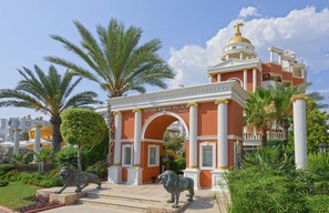 The entrance to the Antique Roman Palace with a lion statue in front. - Antique Roman Palace Museum Hotel - Adults Only Ultra All Inclusive (Alanya)