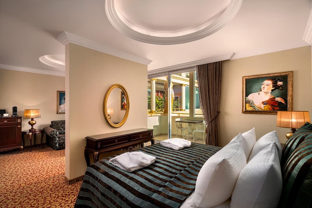 King Suite