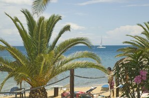 On the beach, beach volleyball - Long Beach Resort (Aigialeia)