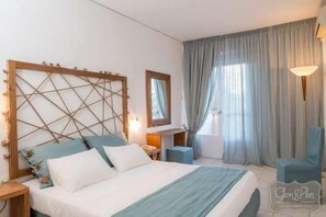 In-room safe, iron/ironing board, rollaway beds, free WiFi