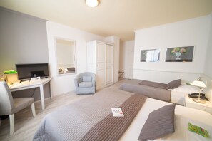 Room amenity - Hotel Toskana (Wiesbaden)