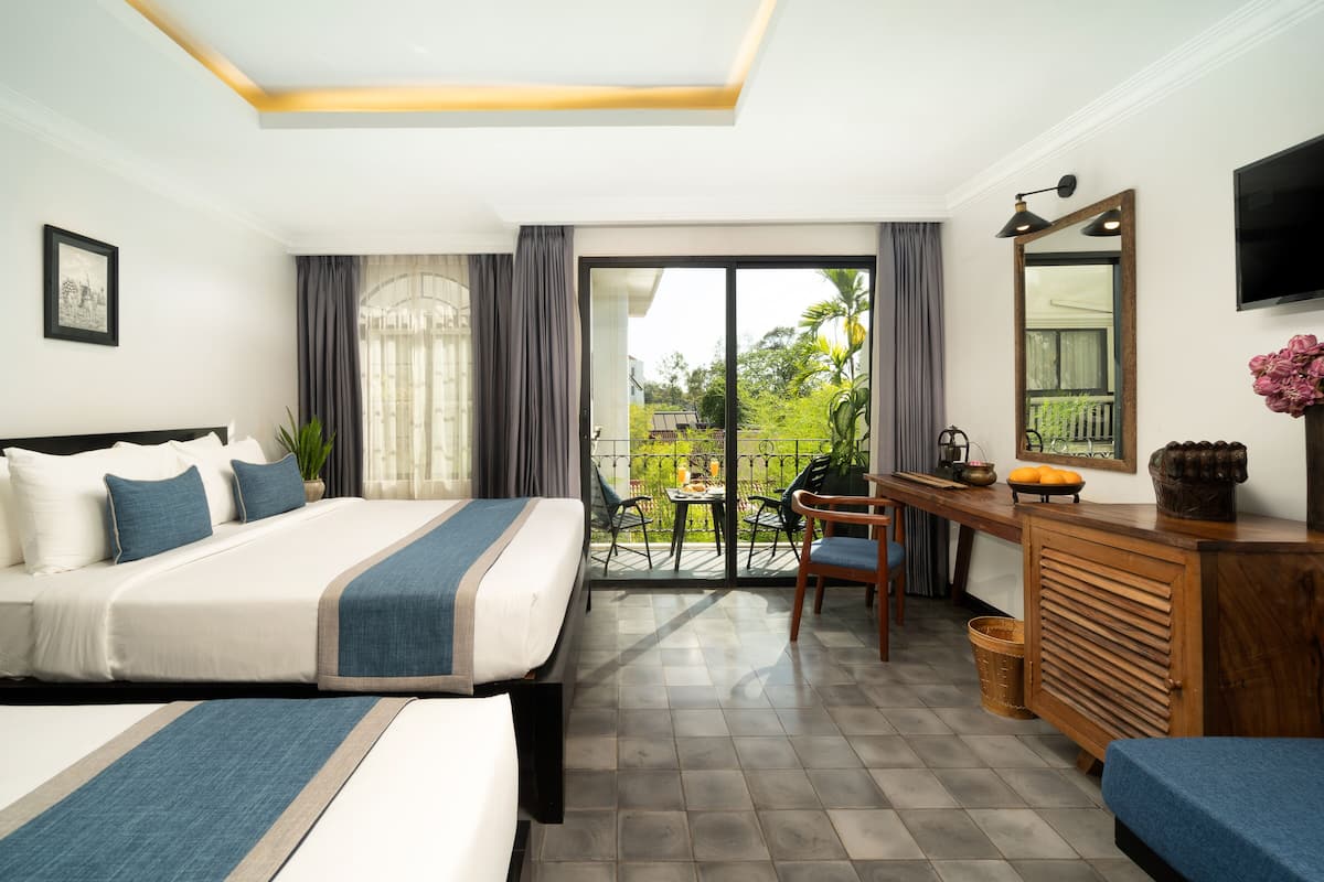 Luxury Triple Room
