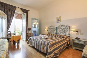 In-room safe, free WiFi, bed sheets