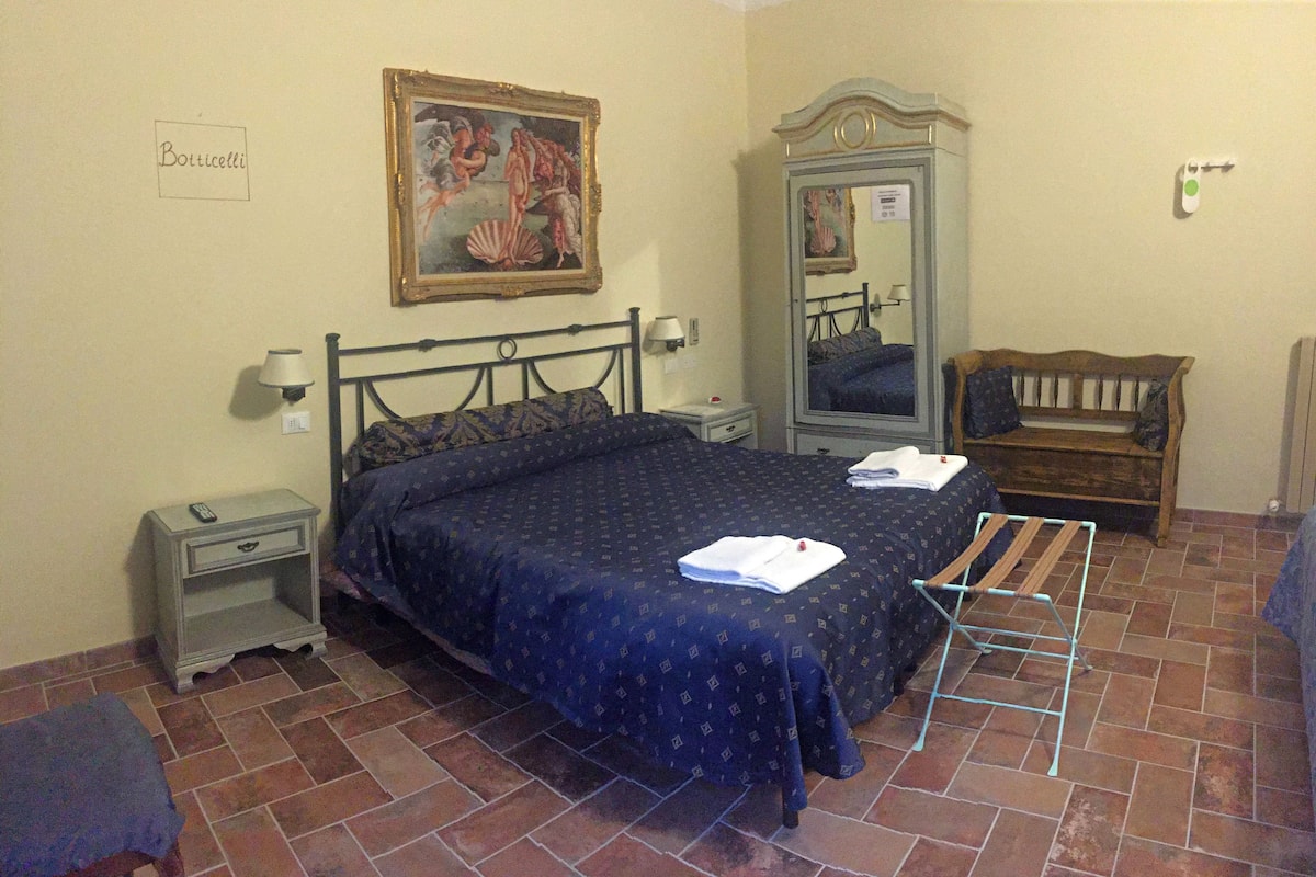 Superior Quadruple Room | In-room safe, free WiFi, bed sheets