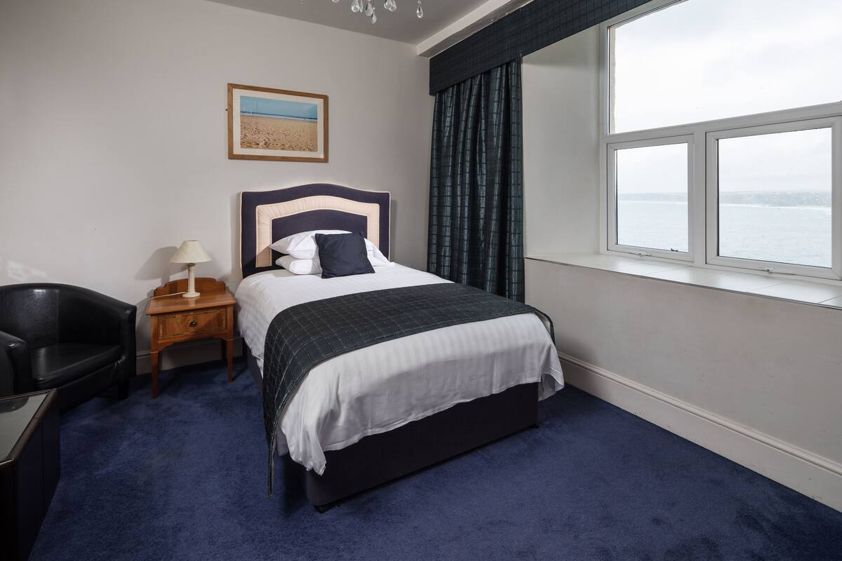Memory foam beds, minibar, in-room safe, desk