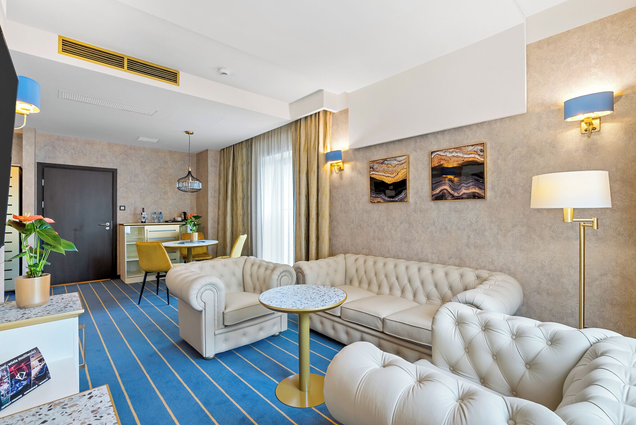 Apartment | Schreibtisch, Bügeleisen/Bügelbrett, kostenlose Babybetten