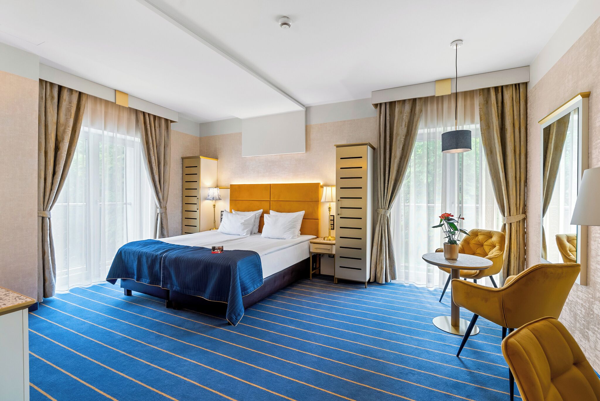 apartment | desk, iron/ironing board, free cots/infant beds, free wifi