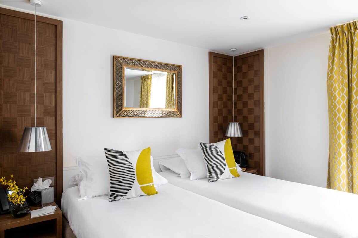 Free minibar items, in-room safe, desk, soundproofing