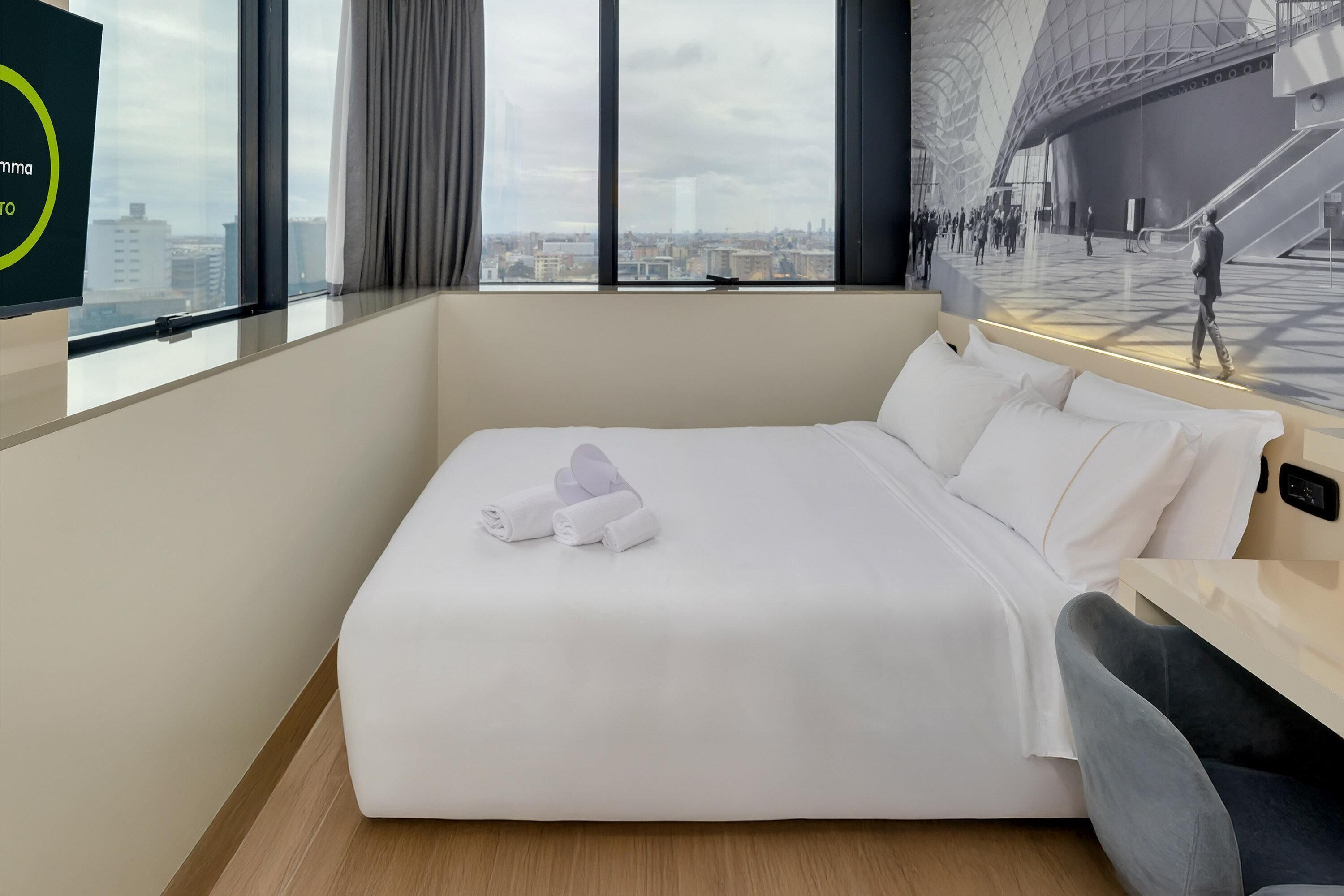 Superior Double Room, Non Smoking, City View | Down comforters, in-room safe, desk, laptop workspace