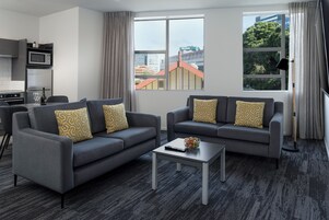 Apartment, 2 Bedrooms | Living area
