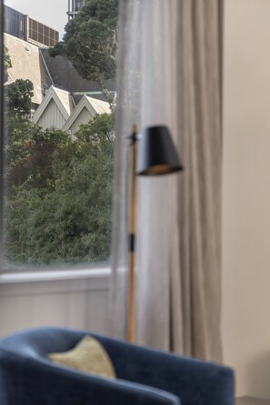 Studio | Egyptian cotton sheets, premium bedding, memory foam beds - Quest on Thorndon (Wellington)