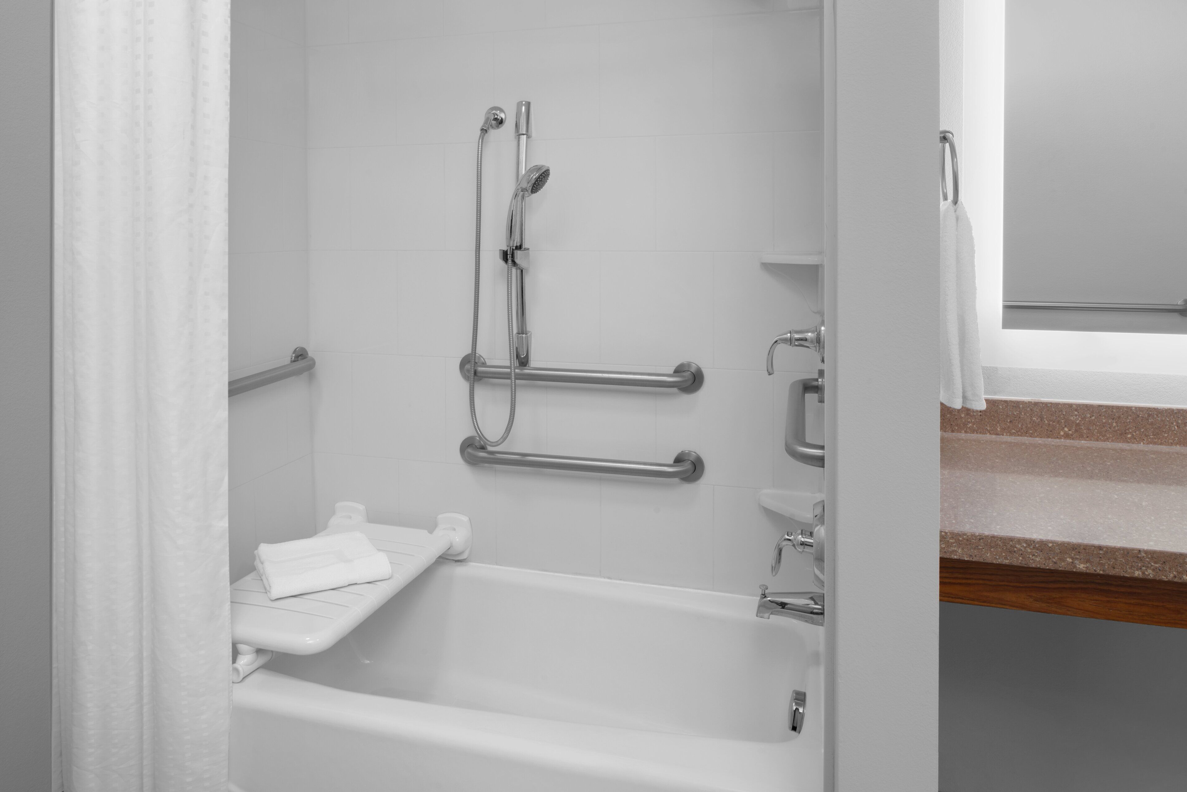 1 bedroom, desk, iron/ironing board, free cots/infant beds